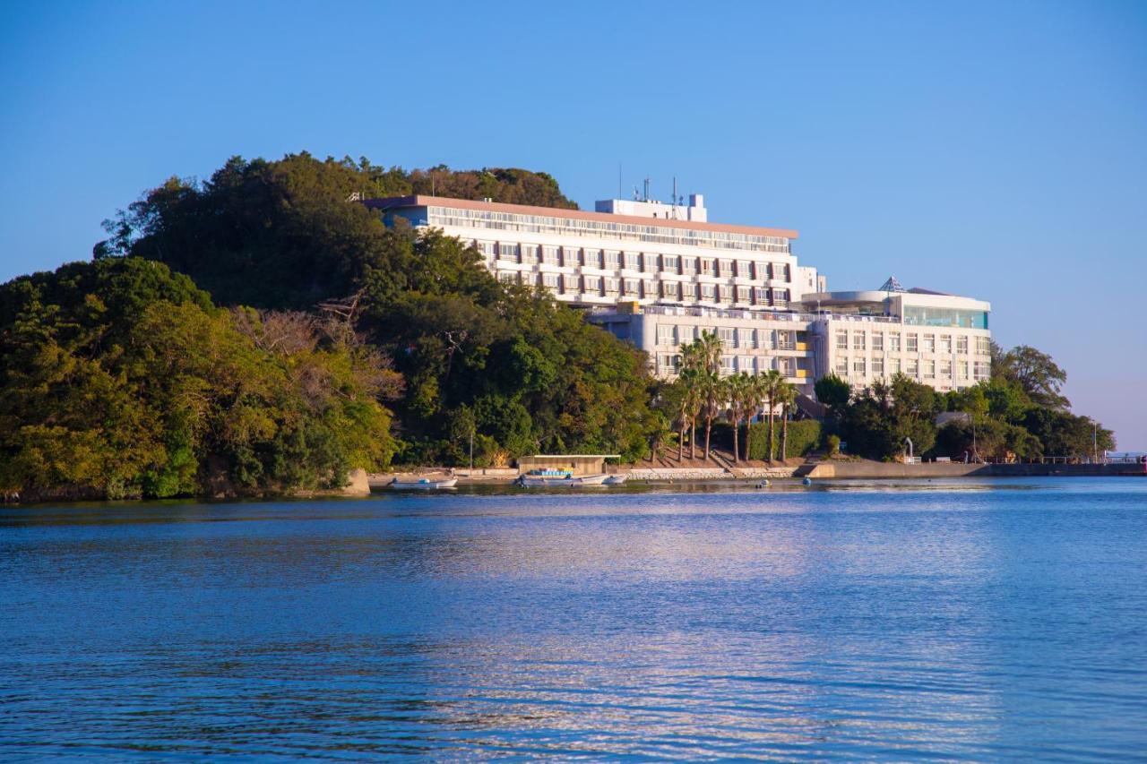 Toba Grand Hotel Buitenkant foto